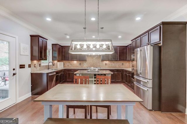 6005 Deer Walk Trail, Sugar Hill, GA 30518