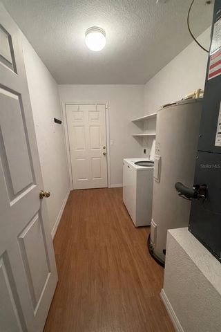 913 TROPICAL CIRCLE NW, Port Charlotte, FL 33948