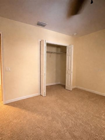 913 TROPICAL CIRCLE NW, Port Charlotte, FL 33948