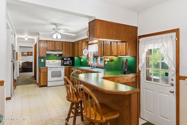 39 Golf Street, West Long Branch, NJ 07764