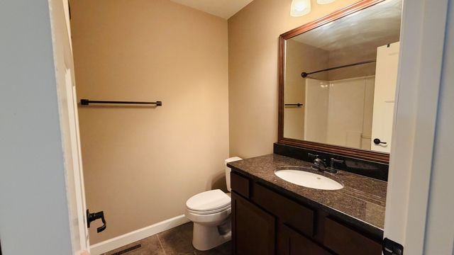 7406 ROSEDOWN DR, Columbia, MO 65203