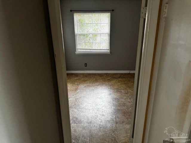 1460 Bakalane Ct A, Pensacola, FL 32504