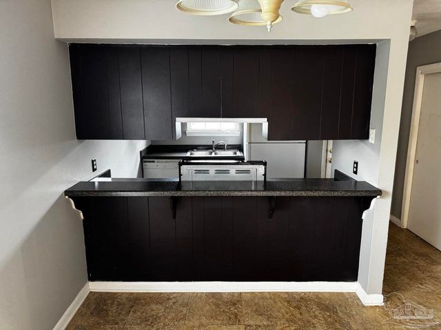 1460 Bakalane Ct A, Pensacola, FL 32504