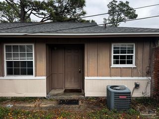 1460 Bakalane Ct A, Pensacola, FL 32504