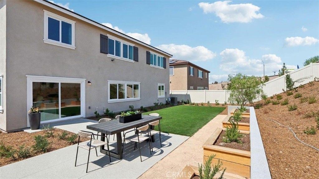 Image 21 of property listing at 30597 Camino Placer, Winchester, CA 92596