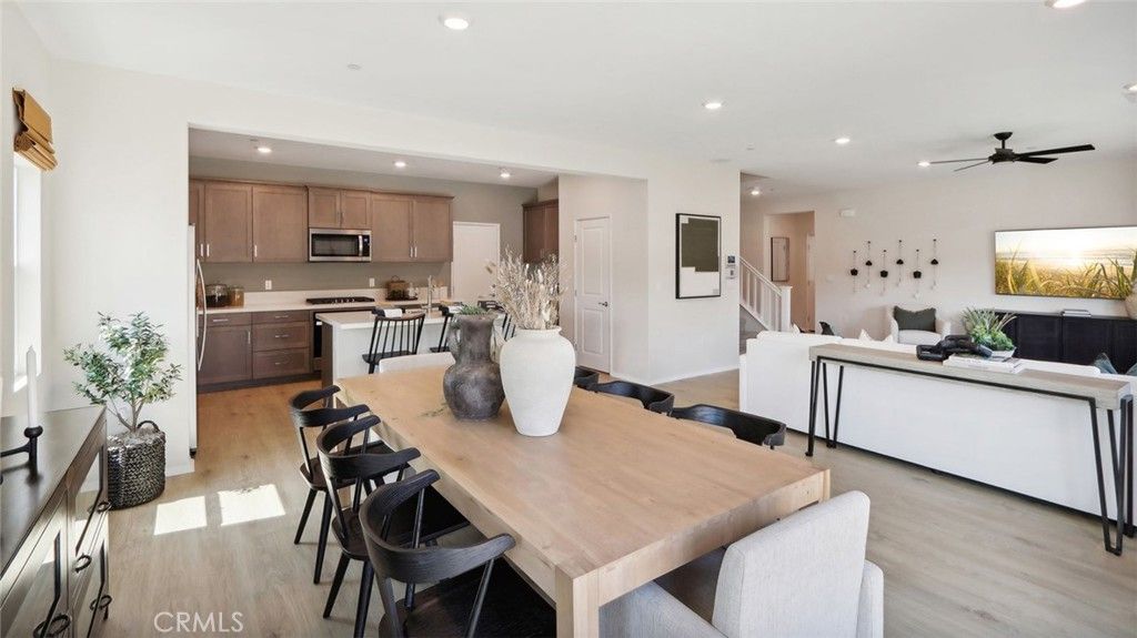 Image 3 of property listing at 30597 Camino Placer, Winchester, CA 92596