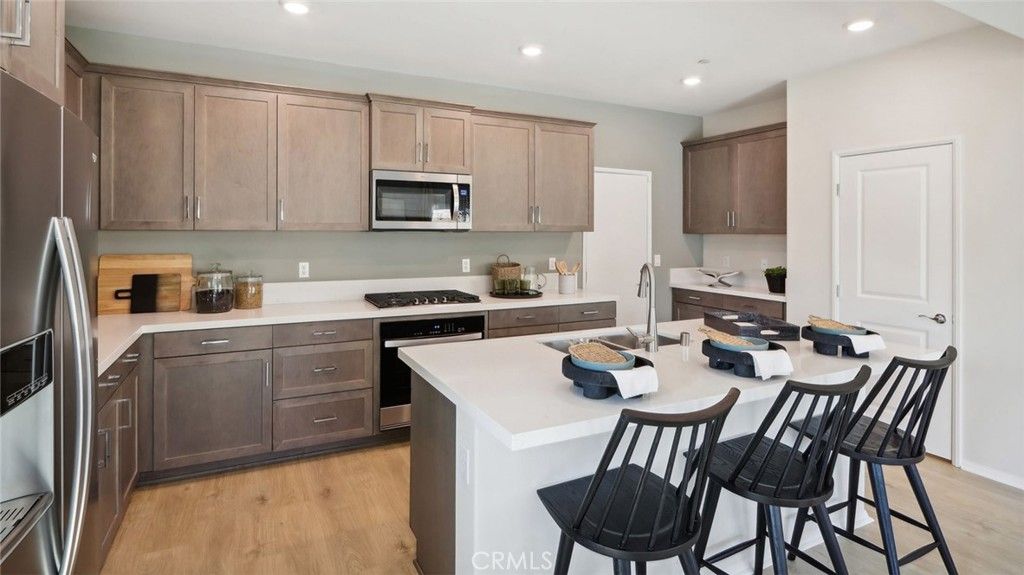 Image 7 of property listing at 30597 Camino Placer, Winchester, CA 92596