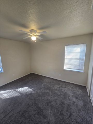 605 Colgate Drive, Lancaster, TX 75134