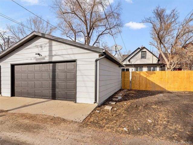 914 W 13th Street, Pueblo, CO 81003