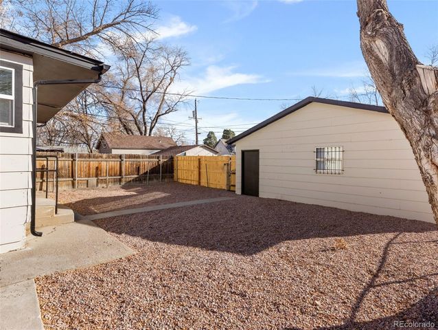 914 W 13th Street, Pueblo, CO 81003