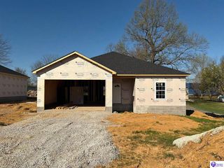 333B First Street, Vine Grove, KY 40175