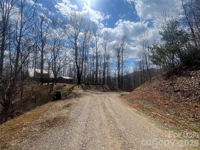 200 Wolverine Court 44, Waynesville, NC 28785