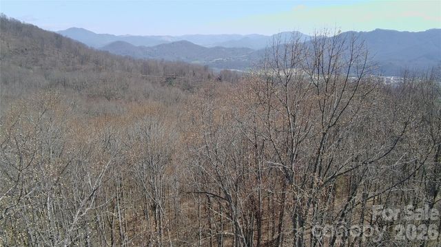 200 Wolverine Court 44, Waynesville, NC 28785