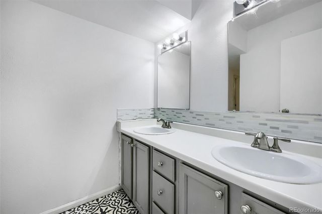 9182 Meade Street, Westminster, CO 80031