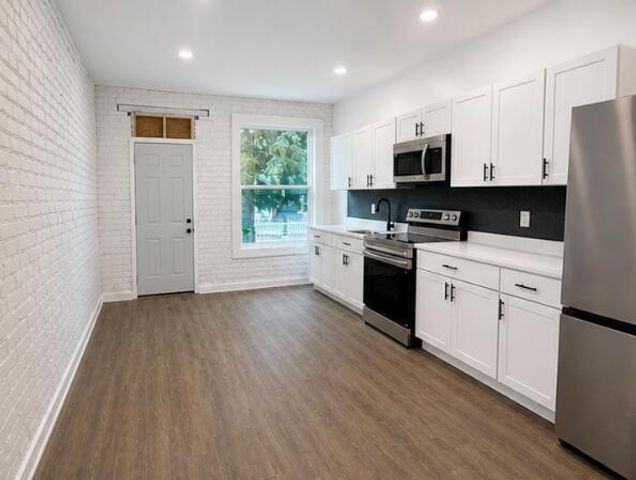 411 Saint Clair Avenue, 409, Columbus, OH 43203