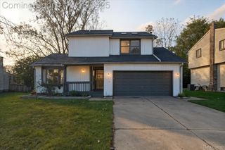 5696 Huntington Court, Ypsilanti, MI 48197