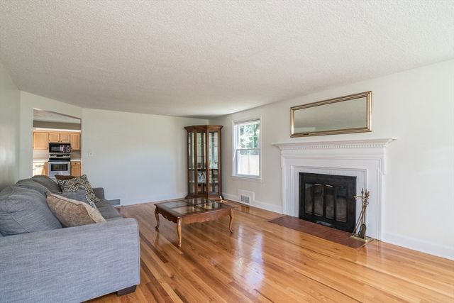 1466-1468 Page Blvd, Springfield, MA 01104
