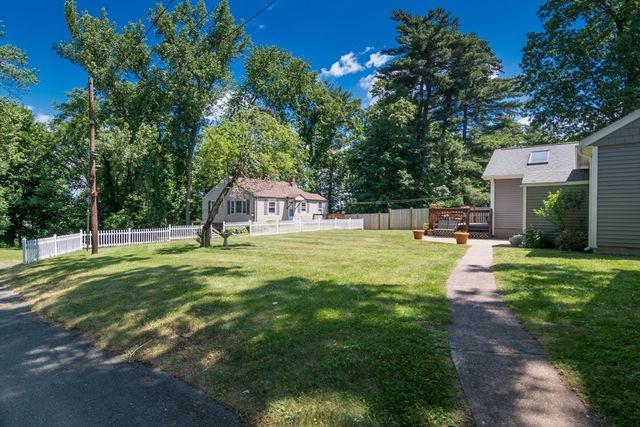 1466-1468 Page Blvd, Springfield, MA 01104