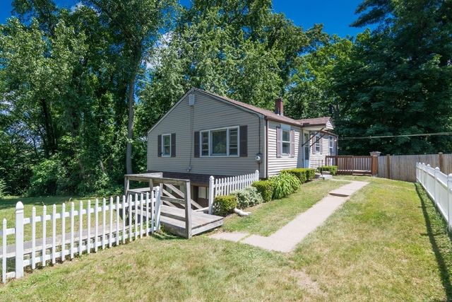 1466-1468 Page Blvd, Springfield, MA 01104