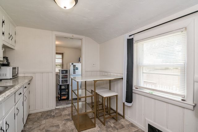 1466-1468 Page Blvd, Springfield, MA 01104