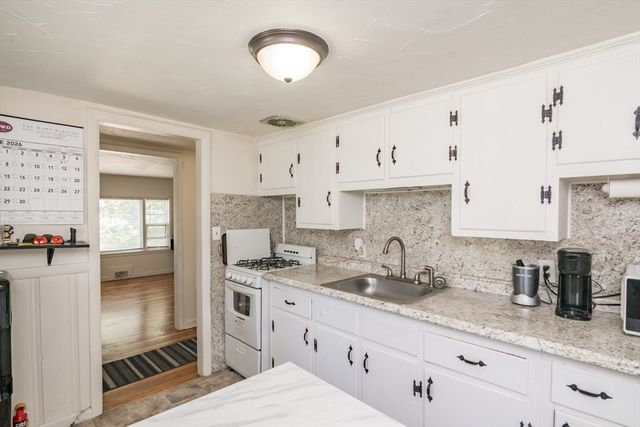1466-1468 Page Blvd, Springfield, MA 01104