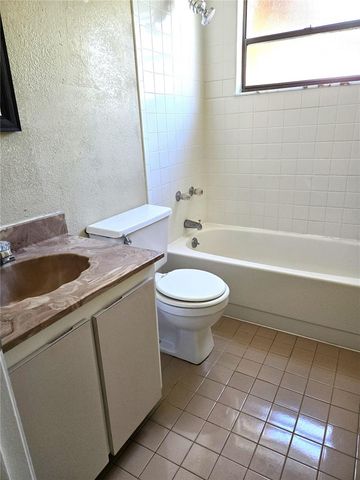 3525 E FORT KING STREET 239, Ocala, FL 34470