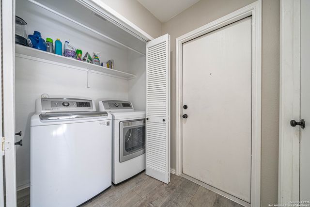 3921 Whisper Field, Schertz, TX 78108