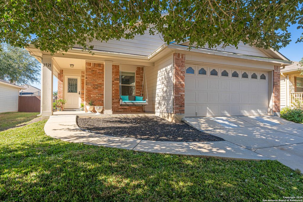 3921 Whisper Field, Schertz, TX 78108