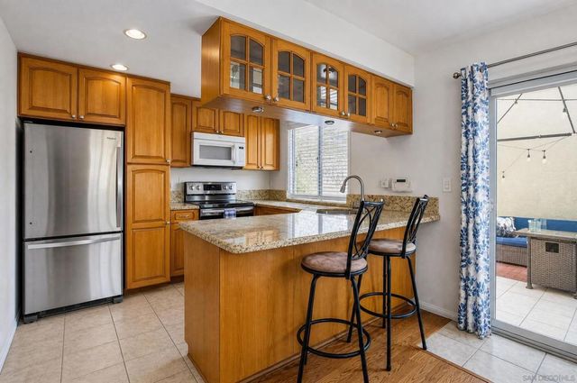 7831 Rancho Fanita A, Santee, CA 92071