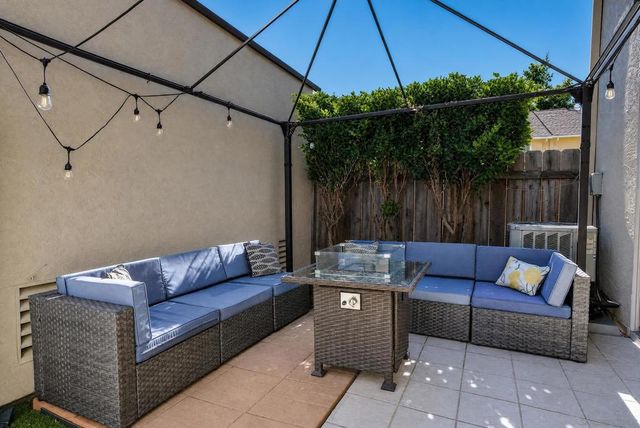 7831 Rancho Fanita A, Santee, CA 92071