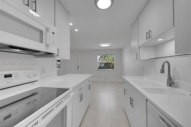 808 SW 12th Court 808, Fort Lauderdale, FL 33315