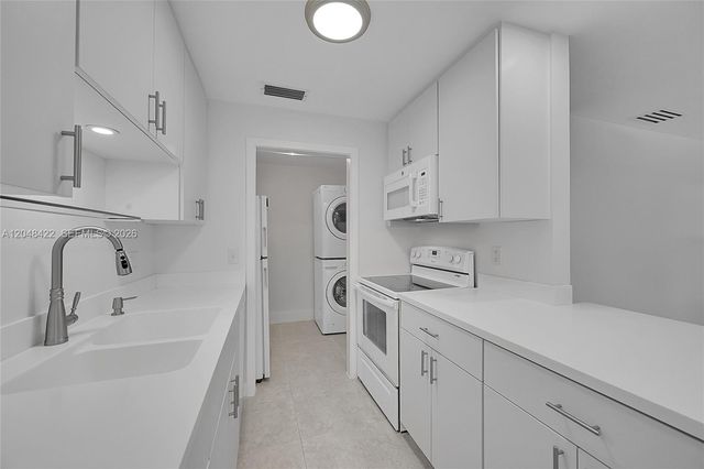 808 SW 12th Court 808, Fort Lauderdale, FL 33315