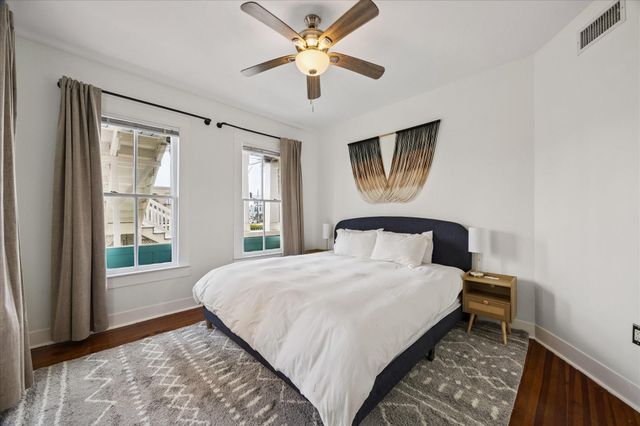 724 Broadway Street, Galveston, TX 77550