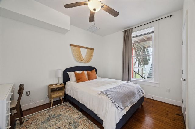 724 Broadway Street, Galveston, TX 77550