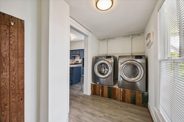 724 Broadway Street, Galveston, TX 77550