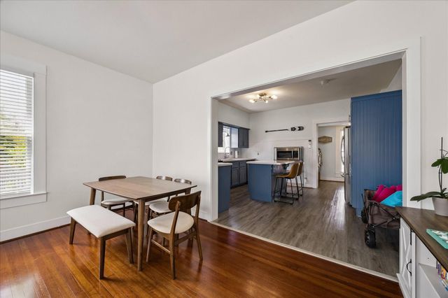 724 Broadway Street, Galveston, TX 77550