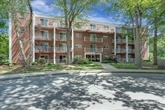 60 Greentree Lane 38, Weymouth, MA 02190