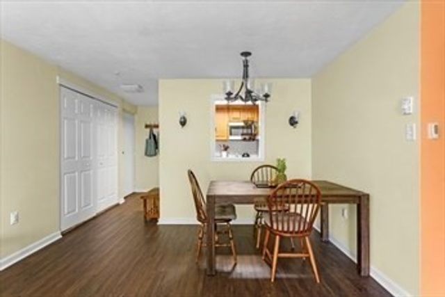 60 Greentree Lane 38, Weymouth, MA 02190