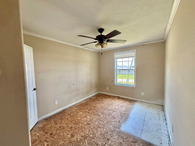 706 Catherine St, Lockport, LA 70374