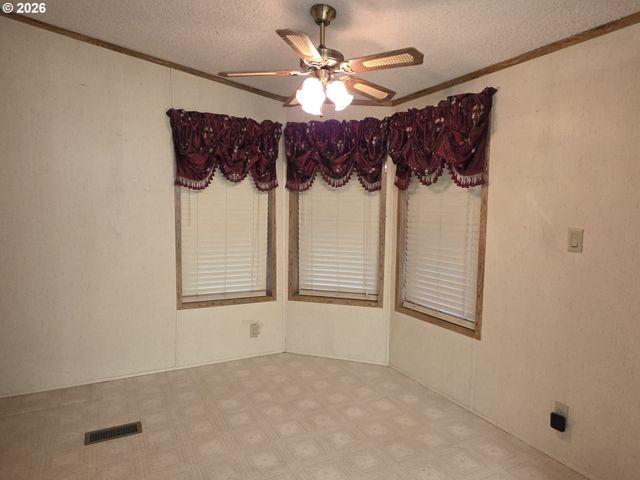 13115 Se FOSTER Rd 32, Portland, OR 97236