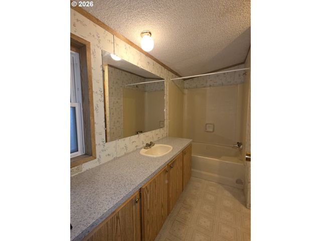 13115 Se FOSTER Rd 32, Portland, OR 97236