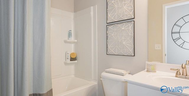 25710 Finchley Drive, Athens, AL 35613