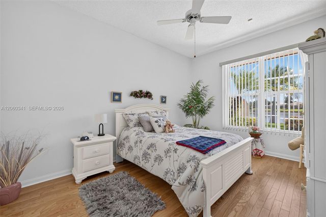 169 NW Bentley Cir, Port St. Lucie, FL 34986