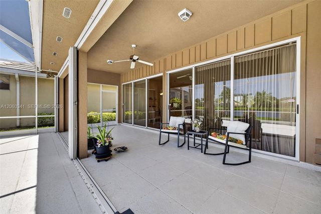 169 NW Bentley Cir, Port St. Lucie, FL 34986