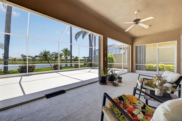 169 NW Bentley Cir, Port St. Lucie, FL 34986