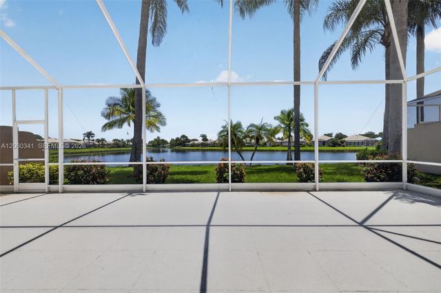 169 NW Bentley Cir, Port St. Lucie, FL 34986