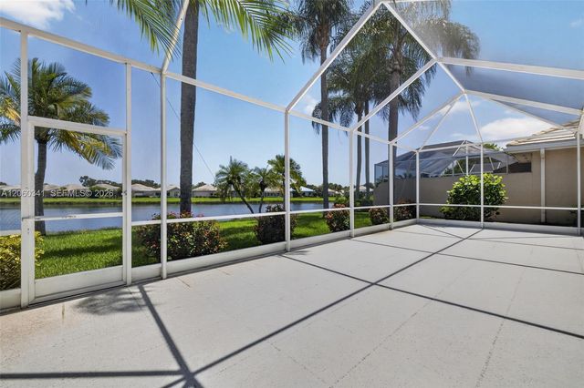 169 NW Bentley Cir, Port St. Lucie, FL 34986