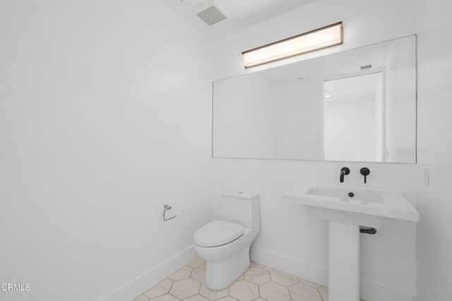 1345 Havenhurst 16, West Hollywood, CA 90046
