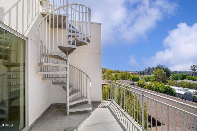 1345 Havenhurst 16, West Hollywood, CA 90046