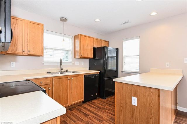 1127 Oak Blossom Way, Whitsett, NC 27377